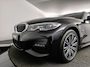 BMW 3-Serie Touring 330e Business Edition Plus M-Sport / 1.500 kg Elektrische trekhaak / Stuur- en stoelverwarming / Navigatie / Camera / Adaptieve Cruise Control / Climate Control /