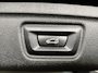 BMW 3-Serie Touring 330e Business Edition Plus M-Sport / 1.500 kg Elektrische trekhaak / Stuur- en stoelverwarming / Navigatie / Camera / Adaptieve Cruise Control / Climate Control /