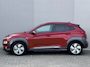 Hyundai Kona Electric EV Fashion Design 39 kWh / Dealer onderhouden / Accu SoH 98,6 % / HUD / Warmtepomp / CCS snel laden / Camera / Navigatie / Krell audio / 17" LM wielen /