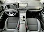 Hyundai Kona Electric EV Fashion Design 39 kWh / Dealer onderhouden / Accu SoH 98,6 % / HUD / Warmtepomp / CCS snel laden / Camera / Navigatie / Krell audio / 17" LM wielen /