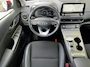 Hyundai Kona Electric EV Fashion Design 39 kWh / Dealer onderhouden / Accu SoH 98,6 % / HUD / Warmtepomp / CCS snel laden / Camera / Navigatie / Krell audio / 17" LM wielen /