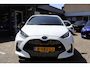Toyota Yaris 1.5 HYBRID GR-SPORT NL-AUTO 1E-EIGENAAR PARK-SENSOREN BLIND-SPOT KEYLESS LED STOELVERW APPLE/ANDROID LED CLIMA LM-VELGEN