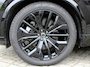 Volvo XC90 2.0 T8 Plug-in hybrid AWD Ultra Dark Black Edition / Luchtvering / Panoramadak / 21" velgen / Privacy Glass / MY26