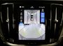 Volvo V60 2.0 T8 Plug-in hybrid AWD Ultra Dark | Trekhaak | 360 camera | Adaptieve cruise control | Panoramadak | HUD | Stoelverwarming V+A | Harman\Kardon | Memory stoelen |