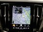 Volvo V60 2.0 T8 Plug-in hybrid AWD Ultra Dark | Trekhaak | 360 camera | Adaptieve cruise control | Panoramadak | HUD | Stoelverwarming V+A | Harman\Kardon | Memory stoelen |