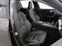 Volvo V60 2.0 T8 Plug-in hybrid AWD Ultra Dark | Trekhaak | 360 camera | Adaptieve cruise control | Panoramadak | HUD | Stoelverwarming V+A | Harman\Kardon | Memory stoelen |