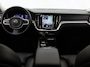 Volvo V60 2.0 T8 Plug-in hybrid AWD Ultra Dark | Trekhaak | 360 camera | Adaptieve cruise control | Panoramadak | HUD | Stoelverwarming V+A | Harman\Kardon | Memory stoelen |
