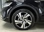 Volkswagen T-Roc 1.5 TSI R-Line Business | IQ-Light | Keyless-pack | Stoel- & stuur verwarming | Dodehoekherkenning | ACC