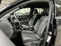 Volkswagen T-Roc 1.5 TSI R-Line Business | IQ-Light | Keyless-pack | Stoel- & stuur verwarming | Dodehoekherkenning | ACC