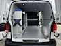 Volkswagen Transporter 2.0 TDI 110pk L2H1 | Navi | Kastinrichting Sortimo | Winterpack | Cruise | CarPlay | DAB | Betonplex