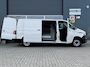 Volkswagen Transporter 2.0 TDI 110pk L2H1 | Navi | Kastinrichting Sortimo | Winterpack | Cruise | CarPlay | DAB | Betonplex