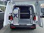 Volkswagen Transporter 2.0 TDI 110pk L2H1 | Navi | Kastinrichting Sortimo | Winterpack | Cruise | CarPlay | DAB | Betonplex