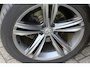 Volkswagen Tiguan 2.0 TDI Highline R- line AUTOMAAT MULTIMEDIA SENSOREN ALCANTARA