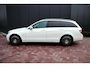 Mercedes-Benz C-klasse Estate 180 CGI Avantgarde Business Automaat Panoramadak  Pdc Half Leder Harman/kardon audio. Etc.