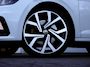 Volkswagen Polo 2.0 TSI 200PK GTI | 18inch | Stoelverwarming | Apple Carplay