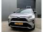 Toyota RAV4 2.5 Pl.Hyb. Bi-Tone+ / afn trekhaak 1650kg / Apple/Android/ Stoelverw. verkoeling.