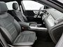 Mercedes-Benz GLA 250 e 140 Year Edition | Premium Plus pakket | Panoramaschuifdak | 360° camera | 20” tien-dubbelspaaks AMG velgen | Warmtewerend, donkergetint glas |