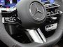 Mercedes-Benz GLA 250 e 140 Year Edition | Premium Plus pakket | Panoramaschuifdak | 360° camera | 20” tien-dubbelspaaks AMG velgen | Warmtewerend, donkergetint glas |