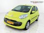 Citroën C1 1.0-12V Ambiance “Sinds 1970 | 5.000+ reviews | Score 9,5 | Service zoals ’t hoort” Rijklaar + nieuwe apk “Sinds 1970 | 5.000+ reviews | Score 9,5 | Service zoals ’t hoort” Henk Jongen Auto's in Helmond, al 50 jaar service zoals 't hoort!