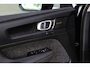 Volvo XC40 1.5 T4 Plug-in hybrid Ultimate Bright | Panoramadak | SOH 93% | Trekhaak voorbereiding | Stoelverwarming | AUTOMAAT |