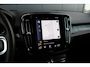 Volvo XC40 1.5 T4 Plug-in hybrid Ultimate Bright | Panoramadak | SOH 93% | Trekhaak voorbereiding | Stoelverwarming | AUTOMAAT |