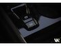 Volvo XC40 T4 211pk Recharge Plus Dark Facelift R-Design Plug-in Hybrid | Elektr. Sportstoelen met Memory | Trekhaak af fabriek | Harman Kardon | Achteruitrijcamera | 1e eig. Dealer O.H.
