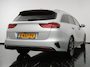 Kia Ceed Sportswagon 1.0 T-GDi 120PK ExecutiveLine - Panoramadak - Navigatie - Stoel- en stuurverwarming - Afneembare trekhaak - Fabrieksgarantie tot 02-2031
