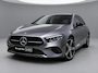 Mercedes-Benz A-klasse 180 Star Edition Luxury | Panoramadak | Night Pakket | Dodehoekassistent | Sfeerverlichting | Stoelverwarming | Parkeersensoren | Achteruitrijcamera | Elektrisch Inklapbare Buitenspiegels