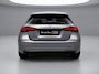 Mercedes-Benz A-klasse 180 Star Edition Luxury | Panoramadak | Night Pakket | Dodehoekassistent | Sfeerverlichting | Stoelverwarming | Parkeersensoren | Achteruitrijcamera | Elektrisch Inklapbare Buitenspiegels