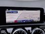 Mercedes-Benz A-klasse 180 Star Edition Luxury | Panoramadak | Night Pakket | Dodehoekassistent | Sfeerverlichting | Stoelverwarming | Parkeersensoren | Achteruitrijcamera | Elektrisch Inklapbare Buitenspiegels