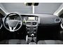 Volvo V40 2.0 T3 Nordic+ l Trekhaak l Stoelverwarming l Navigatie l 100% dealeronderhouden l Cruise Control l Electronic climate control l Bots herkenning l Led koplampen l Parkeersensoren achter l