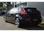 Volvo V40 2.0 T3 Nordic+ l Trekhaak l Stoelverwarming l Navigatie l 100% dealeronderhouden l Cruise Control l Electronic climate control l Bots herkenning l Led koplampen l Parkeersensoren achter l