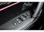 Peugeot e-2008 EV GT 50 kWh | Navigatie | 3D-Cockpit | Camera | Apple Carplay & Android Auto | Full LED | 17'' Lichtmetalen velgen | Parkeersensoren voor & achter | Climate Control