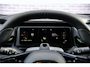 Lynk & Co 08 1.5 More | Adaptive Cruise Control | Stoelmassage & Stoelventilatie | Stoelverwarming voor & achter | Verwarmd stuurwiel | Elektrisch bedienbare achterklep | Elektrisch Schuif/Kanteldak | Panoramadak | Dodehoekassistentie | Actieradius gecombineerd 1100 km | Apple CarPlay/Android Auto | 23 Harman Kardon speakers |