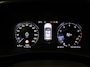 Volvo XC40 1.5 T3 Inscription / Trekhaak / Stoelverwarming /Harman Kardon Audio / Cruise Control / Achteruitrijcamera / Leder / All Season Banden