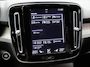 Volvo XC40 1.5 T3 Inscription / Trekhaak / Stoelverwarming /Harman Kardon Audio / Cruise Control / Achteruitrijcamera / Leder / All Season Banden