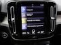 Volvo XC40 1.5 T3 Inscription / Trekhaak / Stoelverwarming /Harman Kardon Audio / Cruise Control / Achteruitrijcamera / Leder / All Season Banden