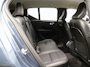 Volvo XC40 1.5 T3 Inscription / Trekhaak / Stoelverwarming /Harman Kardon Audio / Cruise Control / Achteruitrijcamera / Leder / All Season Banden