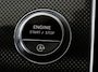 Mercedes-Benz C-klasse 200 Launch Edition AMG Line | Leder | Cruise control | Stoelverwarming | Camera | Park assist | Sfeerverlichting | 19" velgen