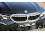 BMW 3-Serie Touring 330e | trekhaak | ACC | 92% Soh