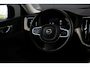 Volvo XC60 2.0 T8 Plug-in hybrid AWD | Long range | SOH 97% | Panoramadak | Trekhaak | Leer | 360 Camera | Stoelverwarming |