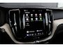 Volvo XC60 2.0 T8 Plug-in hybrid AWD | Long range | SOH 97% | Panoramadak | Trekhaak | Leer | 360 Camera | Stoelverwarming |