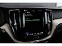 Volvo XC60 2.0 T8 Plug-in hybrid AWD | Long range | SOH 97% | Panoramadak | Trekhaak | Leer | 360 Camera | Stoelverwarming |