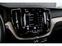 Volvo XC60 2.0 T8 Plug-in hybrid AWD | Long range | SOH 97% | Panoramadak | Trekhaak | Leer | 360 Camera | Stoelverwarming |