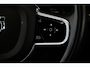 Volvo XC60 2.0 T8 Plug-in hybrid AWD | Long range | SOH 97% | Panoramadak | Trekhaak | Leer | 360 Camera | Stoelverwarming |