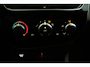 Renault Clio 1.2 16V (TREKHAAK, NAVIGATIE, CRUISE CONTROL, AIRCO)
