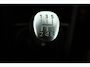 Renault Clio 1.2 16V (TREKHAAK, NAVIGATIE, CRUISE CONTROL, AIRCO)