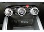 Renault Captur 1.3 TCe 140 AUTOMAAT Intens | Navigatie | Camera | Cruise | Climate Control