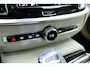 Volvo V60 2.0 T6 Recharge AWD Inscription | Lederen bekleding | Stoelverwarming voor en achter | Stuurverwarming | Stoelventilatie | Elektrisch te openen kofferbak | Bestuurdersstoel elektrisch verstelbare stoel met geheugenfunctie