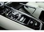 Volvo V60 2.0 T6 Recharge AWD Inscription | Lederen bekleding | Stoelverwarming voor en achter | Stuurverwarming | Stoelventilatie | Elektrisch te openen kofferbak | Bestuurdersstoel elektrisch verstelbare stoel met geheugenfunctie